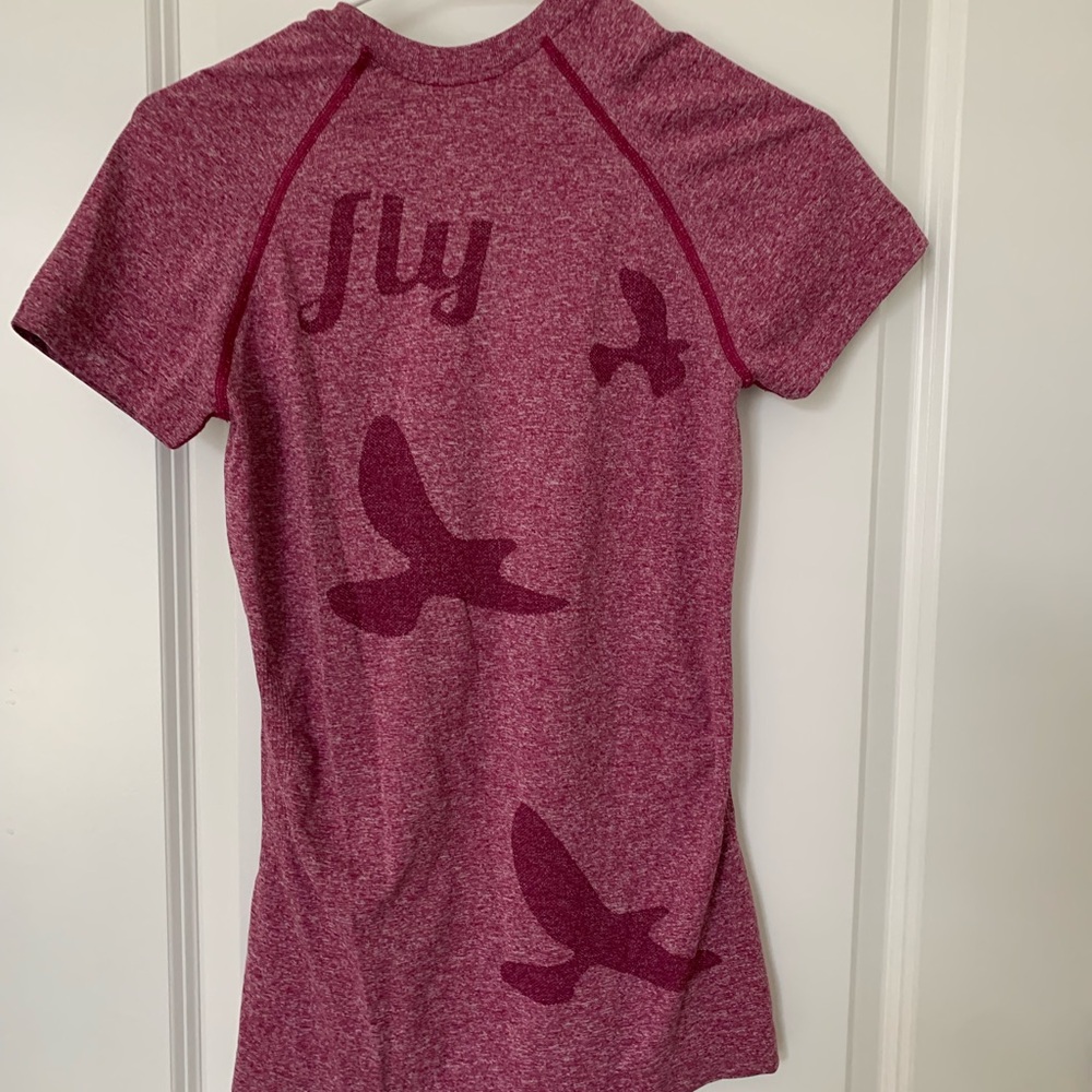 Oiselle Fly T shirt. Size small